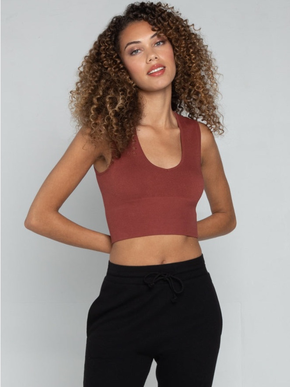 C’EST MOI - BAMBOO DEEP V RIB TOP
